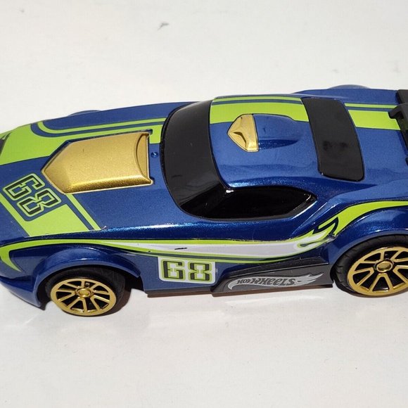 Hot Wheels AI Racing RC Car and Remote Set Blue - Picture 7 of 12
